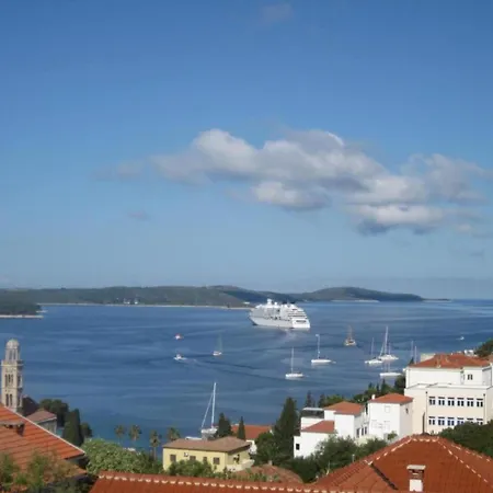 Apartment Azure Hvar - With Sea View *